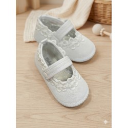 ZAPATO NIÑA REF 013 BLANCO FLORES