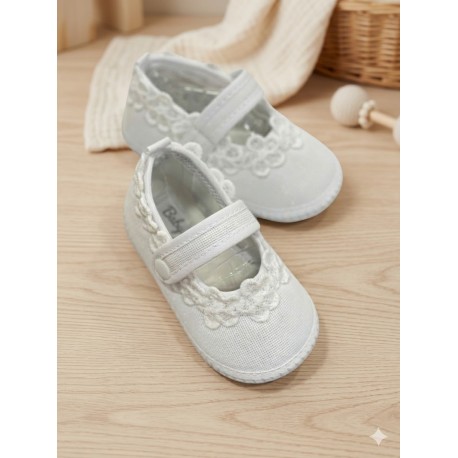 ZAPATO NIÑA REF 013 BLANCO FLORES